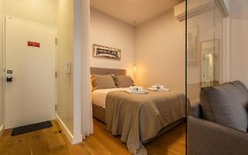 Upscale & Trendy Flat In The Center